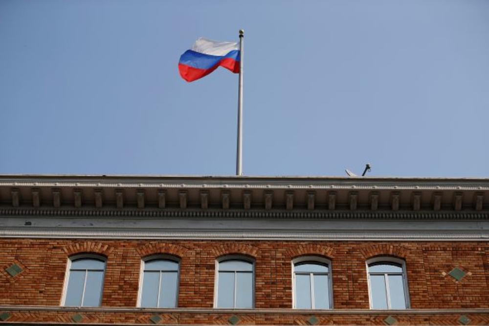 DIPLOMATSKI RAT SE ZAOŠTRAVA: SAD zabranile ulazak ruskim diplomatama u konzulat u San Francisku