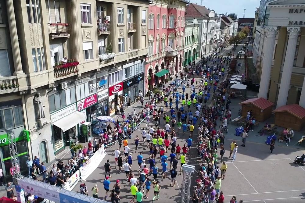 (VIDEO) TRKA KROZ ISTORIJU: Ivan Miškeljin pobednik prvog subotičkog polumaratona