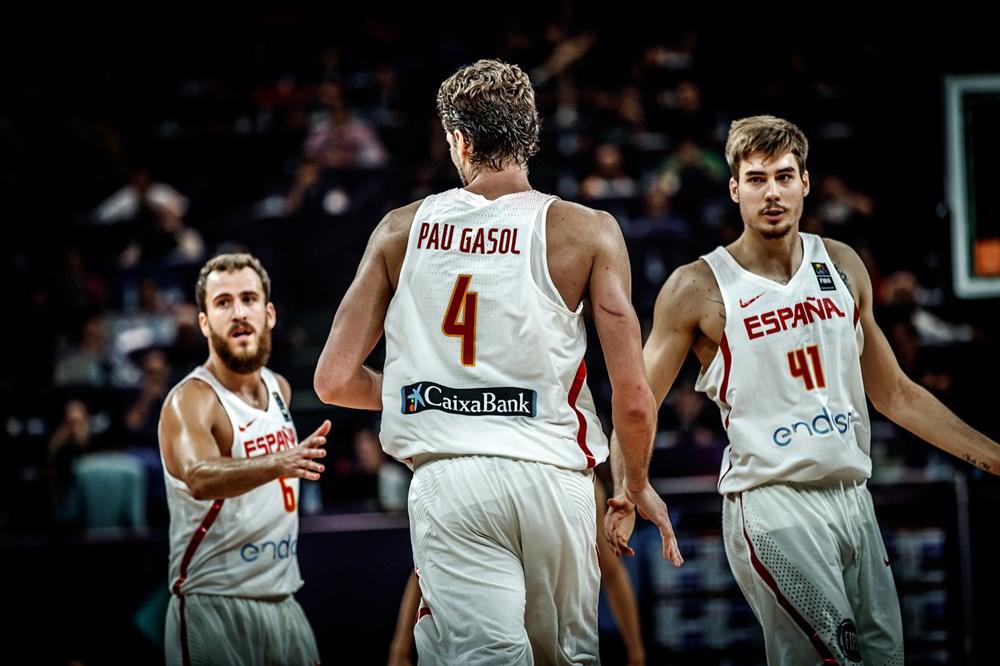 (KURIR TV) DOMAĆIN PRESLAB ZA FURIJU: Španija lako savladala Tursku za plasman u četvrtfinale Evrobasketa