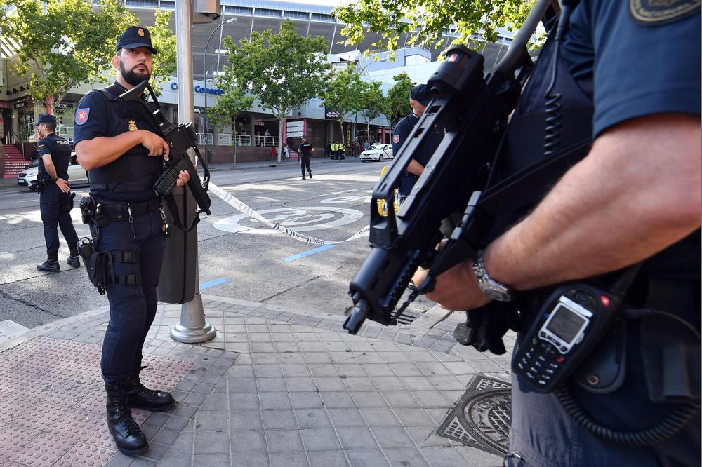 RASTU TENZIJE U KATALONIJI: Španska vlada naredila da policija zauzme birališta za održavanje referenduma