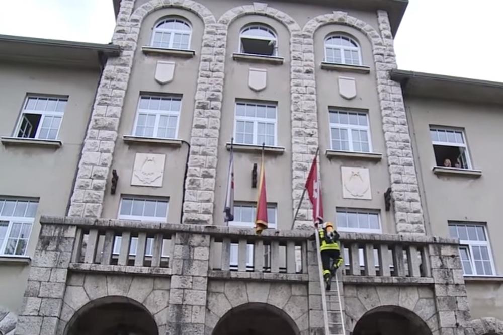 REALNA PRETNJA ILI LAŽNA UZBUNA? Policija dobila dojavu o bombi u zgradi opštine Cetinje