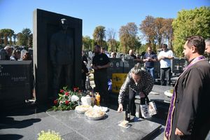 (FOTO) POSLEDNJI POMEN GIŠKI U BEOGRADU: Danas je 26 godina od ubistva, od oktobra počivaće u Crnoj Gori