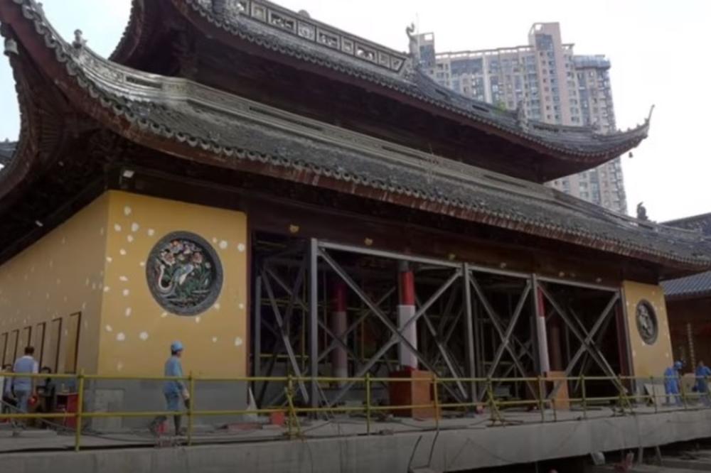 (VIDEO) OVO JE PREMEŠTANJE VEKA: Kinezi sele hram od 2.000 tona na drugu lokaciju