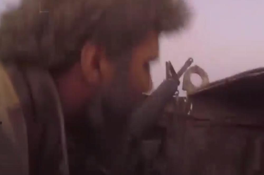 (VIDEO) OTVORENA SEZONA LOVA NA TERORISTE: Snimak poslednjih trenutaka islamista tokom borbe označio početak kraja Islamske države