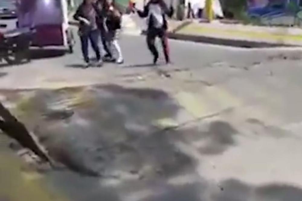 (VIDEO) NAJČUDNIJI PRIZOR POSLE ZEMLJOTRESA: Ova ulica u Meksiku izgleda kao da diše!