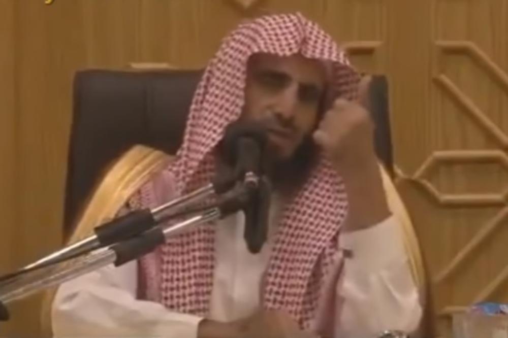 (VIDEO) KARDINALNA GREŠKA: Saudijski sveštenik rekao da žene imaju četvrtinu mozga žestoko kažnjen