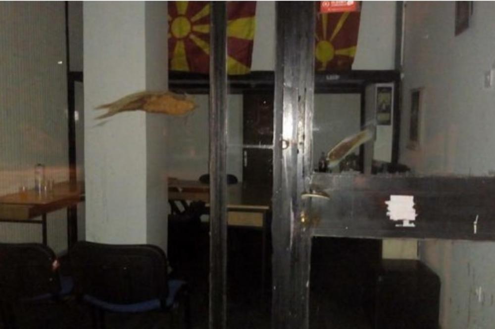 IZMETOM IZMAZALI ŠTAB SDSM U SKOPLJU: Ovo ne priliči Makedoniji, zbog toga će vas građani kazniti na izborima!