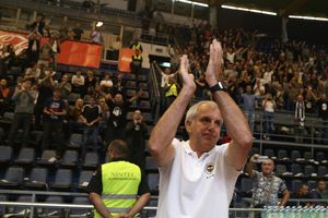FENERU SUPERKUP TURSKE: Obradović osvojio 45. trofej u trenerskoj karijeri!