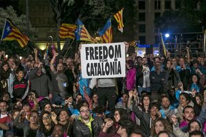 ŠPANIJA UZVRAĆA UDARAC: Ustavni sud zabranio sednicu na kojoj su Katalonci hteli da proglase nezavisnost
