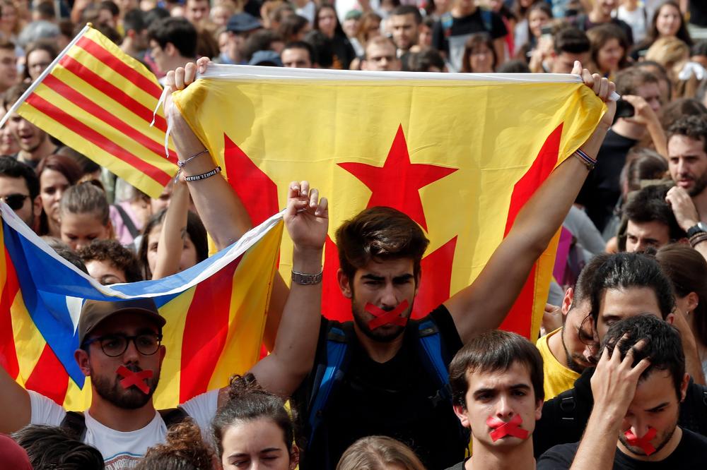 KATALONIJI JE OSTALO JOŠ 24 SATA, A BRISEL ĆUTI: Bez zvaničnog stava EU o haosu u Španiji!