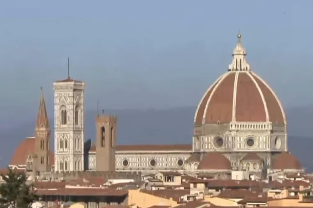 MALA NUŽDA, PAPRENA KAZNA: Američki turista zapanjio Firencu svojim ponašanjem!