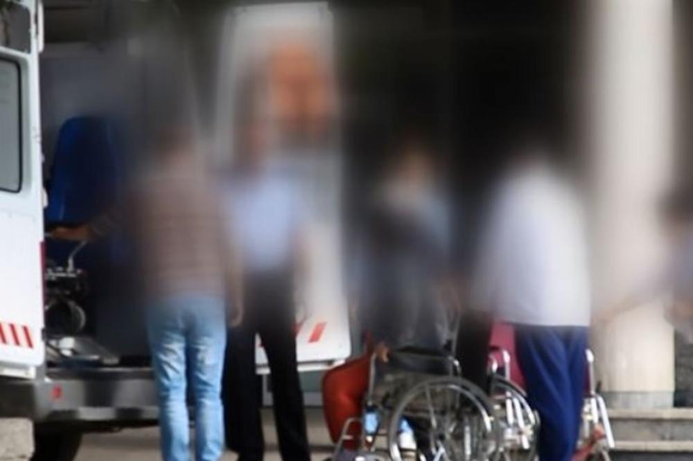(FOTO) HOROR U BITOLJU: Majka 13 godina držala ćerke zaključane u stanu, policija upala na silu i zatekla ih u užasnom stanju!