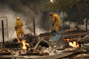 (FOTO, VIDEO) OPUSTOŠENA KALIFORNIJA: Požari i dalje besne, raste broj mrtvih, 670 nestalo u vatrenoj stihiji!
