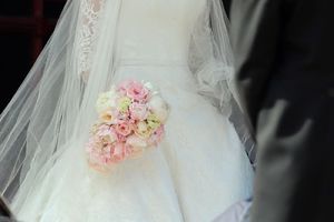 NEKAD SE ŽENILO I UDAVALO SAMO VIKENDOM: Sad mladenci štede, pa svadbe zakazuju i radnim danima! PETAK NAJTRAŽENIJI Opštinsko venčanje triput jeftinije