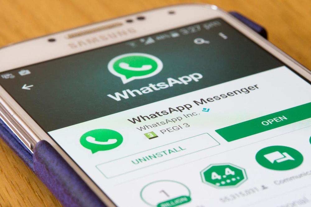 WhatsApp, Telefon, Aplikacija