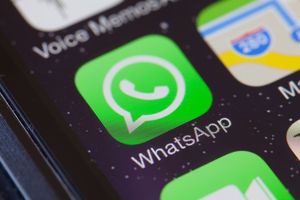 MORATE DA PAZITE ŠTA PIŠETE: Zbog jedne greške u WhatsAppu hakeri vide vaš čet