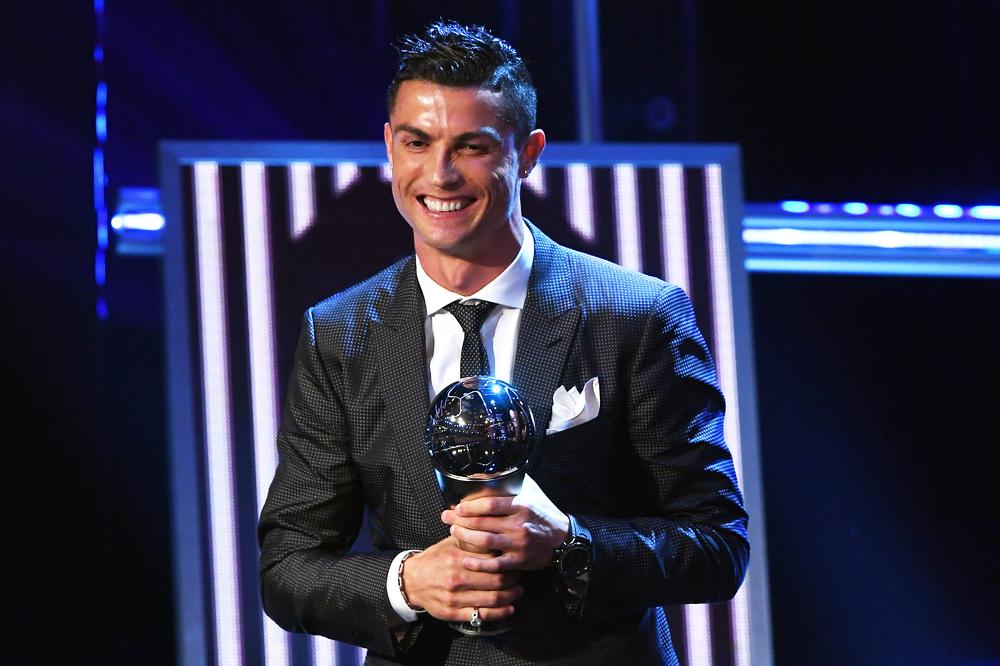 USTA MOJA HVALITE ME Kristijano Ronaldo: Ja sam najbolji fudbaler ikada!