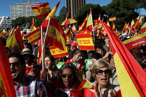 MADRID DOTUKAO BARSELONU: Anulirani svi dokumenti koji su doveli do referenduma o nezavisnosti