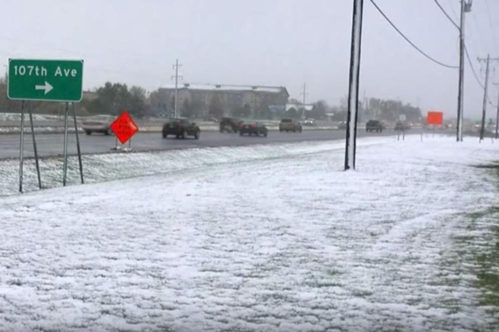 (VIDEO) KLIZAVI PUTEVI ODNELI 4 ŽIVOTA: Snežna oluja napravila haos u Minesoti