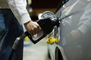 I EVROPA SE PATI S CENAMA: Prema podacima AMSS gorivo najskuplje u Holandiji, a najjeftinije u Poljskoj