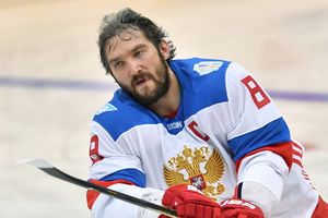 VELIČA PUTINA: Slavni hokejaš na strani ruskog predsednika