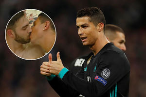(VIDEO) POLJUBAC KOJI JE ŠOKIRAO PLANETU: Ronaldo u gej akciji! Svet je zaprepašćen