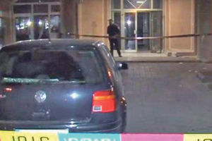 POLICIJA TRAGA ZA UBICOM MARTINA JANUŠEVA: Za ubistvo u Skoplju osumnjičen napadač u sivom duksu!