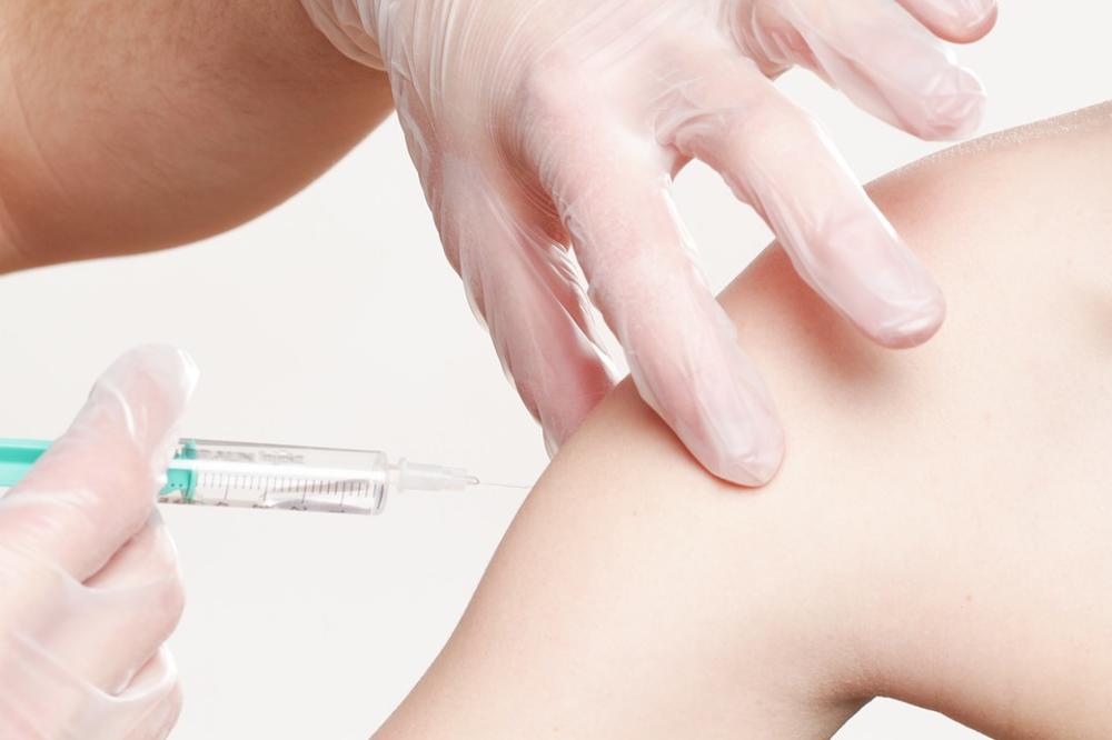 PLACEBO VAKCINE: Medicinska sestra u Nemačkoj injekcije punila fiziološkim rastvorom umesto vakcinom, sprema joj se otkaz