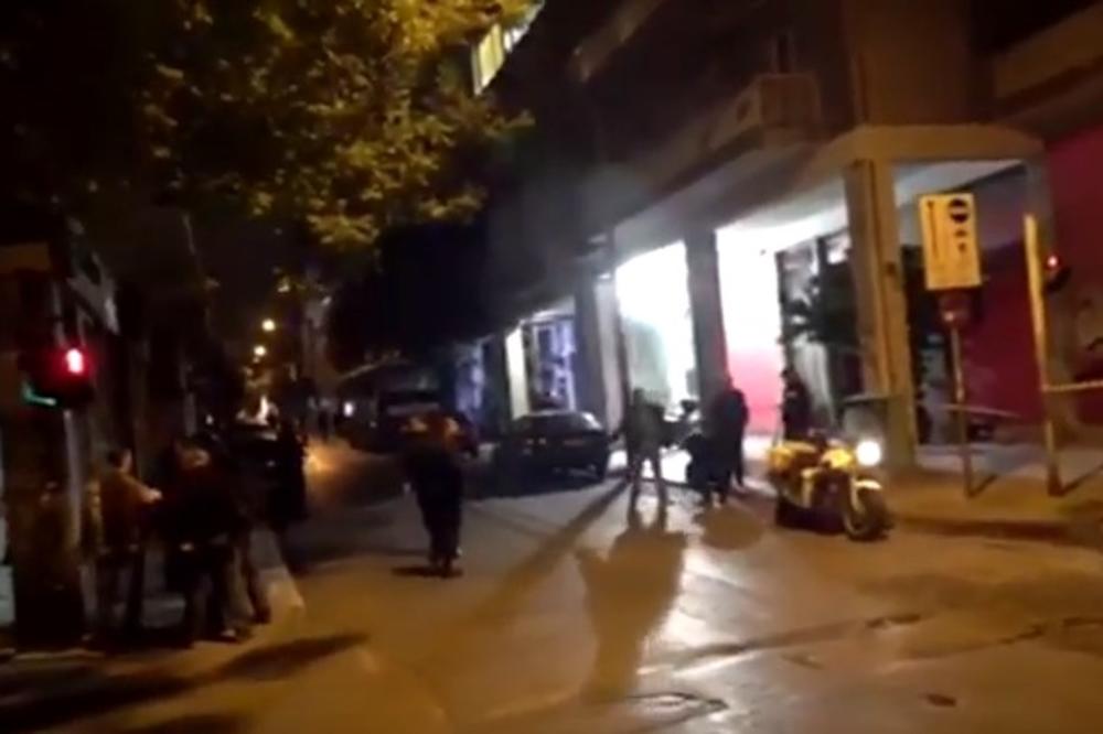 (VIDEO) INCIDENT U ATINI: Dva muškarca pucala na sedište Pasoka
