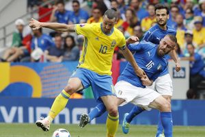 (FOTO) ZLATAN POKORIO PLANETU: Ibrahimović na svoj način prokomentarisao plasman Švedske na Mundijal i potop Italije!