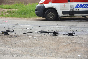 VOZAČ POGINUO NA LICU MESTA: Težak udes na putu Kraljevo-Kragujevac, saobraćaj bio blokiran satima