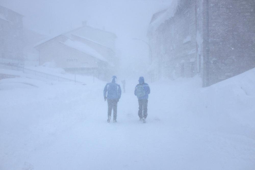 SNEG I DO POLA METRA: Stiže zima na Balkan, evo gde će biti najgore!