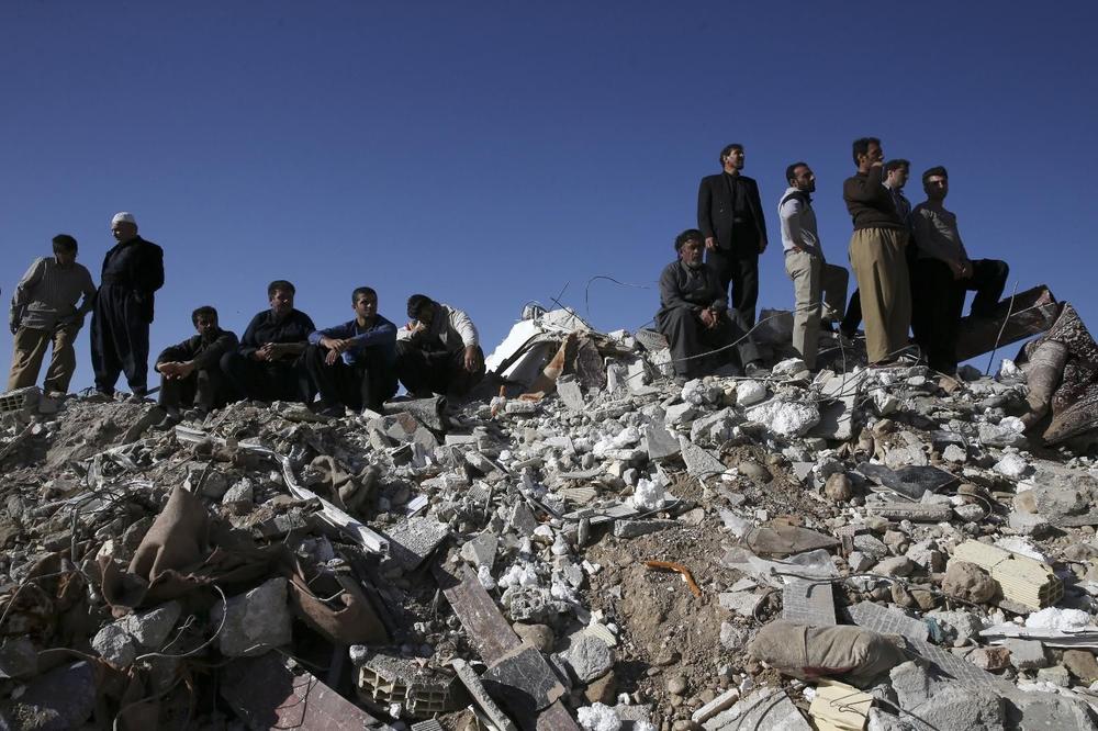 UŽASNE BROJKE: Broj žrtava zemljotresa u Iranu povećan na 483