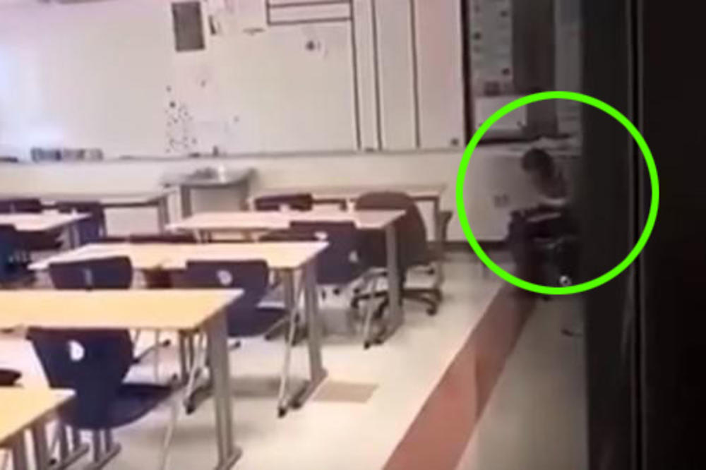 (VIDEO) PROFESORKA SE OSAMILA U UČIONICI: Htela je da se malo opusti, a onda se pojavio snimak