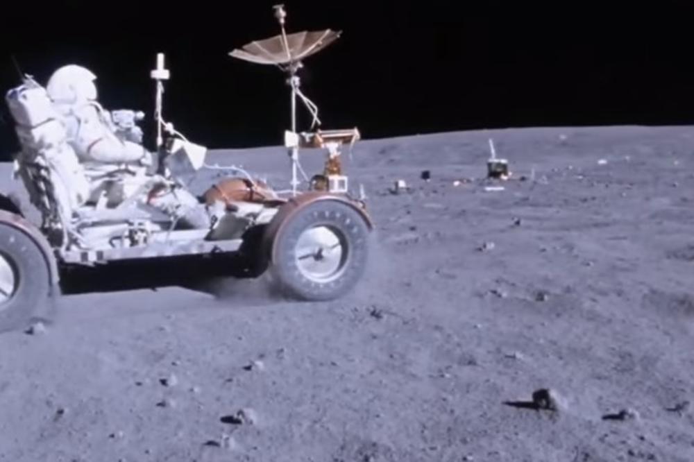 (VIDEO) DA LI SNIMAK NASA POTVRĐUJE PREVARU: Sletanje na Mesec je pod znakom pitanja