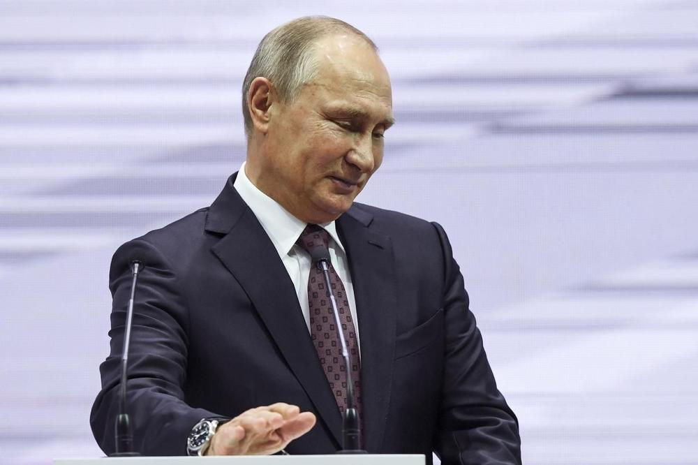 AMERIČKI MEDIJI: Putina krive za sve jer su ljubomorni na njega!