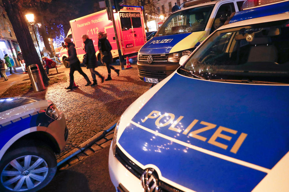 PUCNJAVA U NEMAČKOJ: Policija ubila napadača na radnike u pekari kod Frankfurta