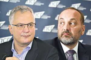 ŠUTANOVAC I JANKOVIĆ RAZOČARANI: Vratili nagradu Najevropljanin koju su dobili 2010. godine