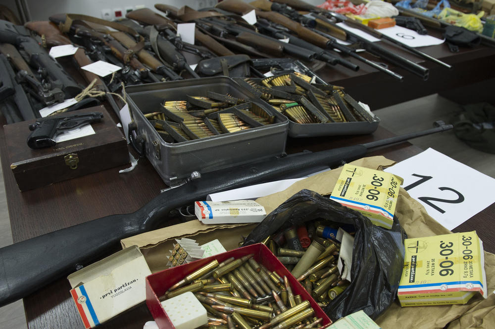 MUP:  934.315 komada oružja reigistrovano u Srbiji