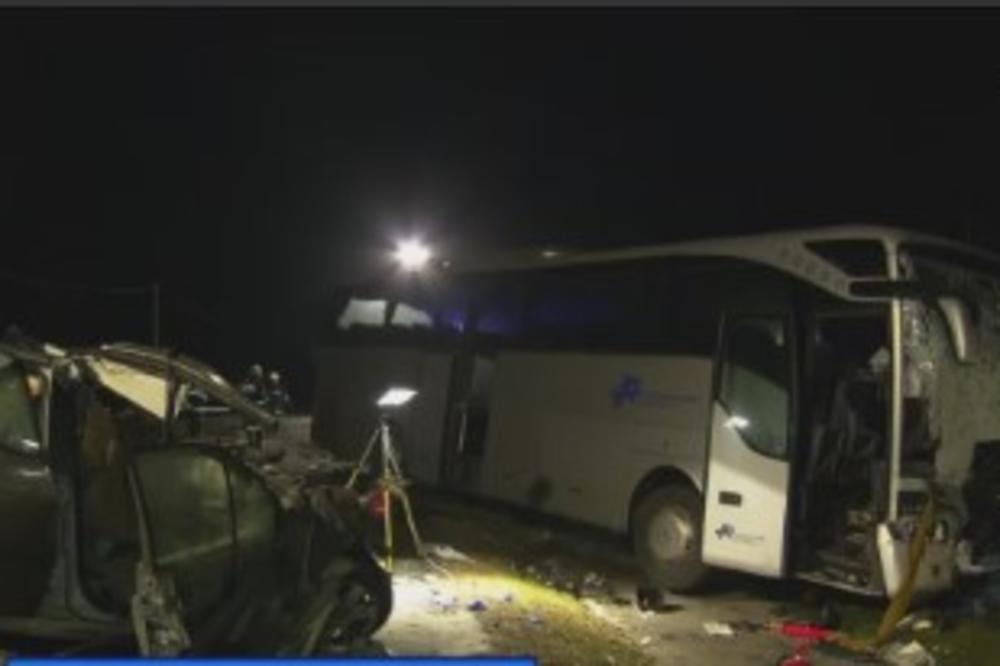 (FOTO) STRAVIČNA NESREĆA U AUSTRIJI: Poginulo dvoje Slovenaca, 25 povređeno!