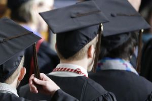 PANIKA NA PRIVATNIM FAKULTETIMA U SRBIJI: Sporno čak 2.000 doktorata