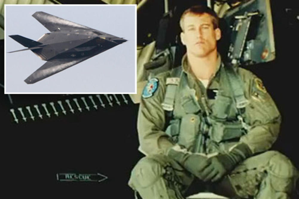 PRAVA ISTINA O DRAMATIČNOM SPASAVANJU PILOTA OBORENOG F-117: Skoro 8 sati nisu smeli da dođu po Zelka, a kada je helikopter konačno došao, ZABORAVILI su NATO vojnika!