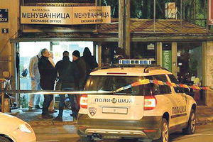 KOBNA PLJAČKA: Vlasnik menjačnice u Skoplju upucao razbojnika iz Srbije!