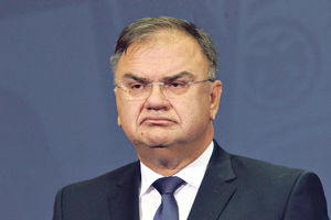 IVANIĆ: Ne očekujem da će Izetbegović u ovom mandatu  popraviti odnose sa Srbijom