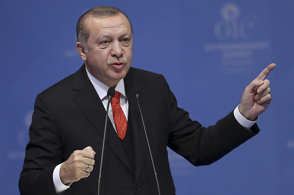 NOVA ERDOGANOVA ČISTKA: U Turskoj otpušteno skoro 3.000 ljudi