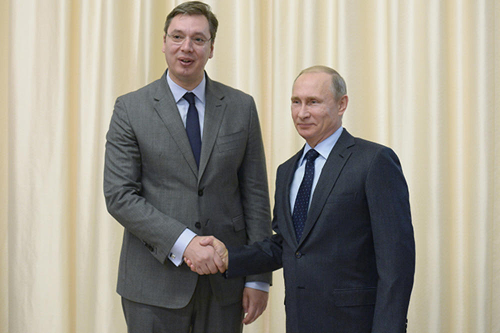 TRADICIONALNI DUH SRBIJE NA DAR: Evo šta je Vučić odneo Putinu na poklon