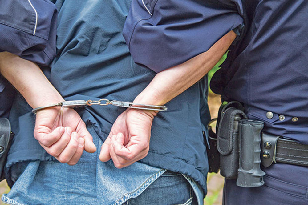 POLICIJSKA AKCIJA U KRALJEVU: 6 uhapšenih zbog zloupotrebe službenog položaja