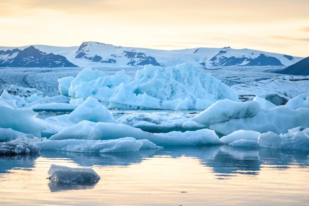 NOVA ISTRAŽIVANJA! NAUČNICI POTVRDILI: Topljenje leda na Grenlandu i Antarktiku se ubrzalo poslednjih godina