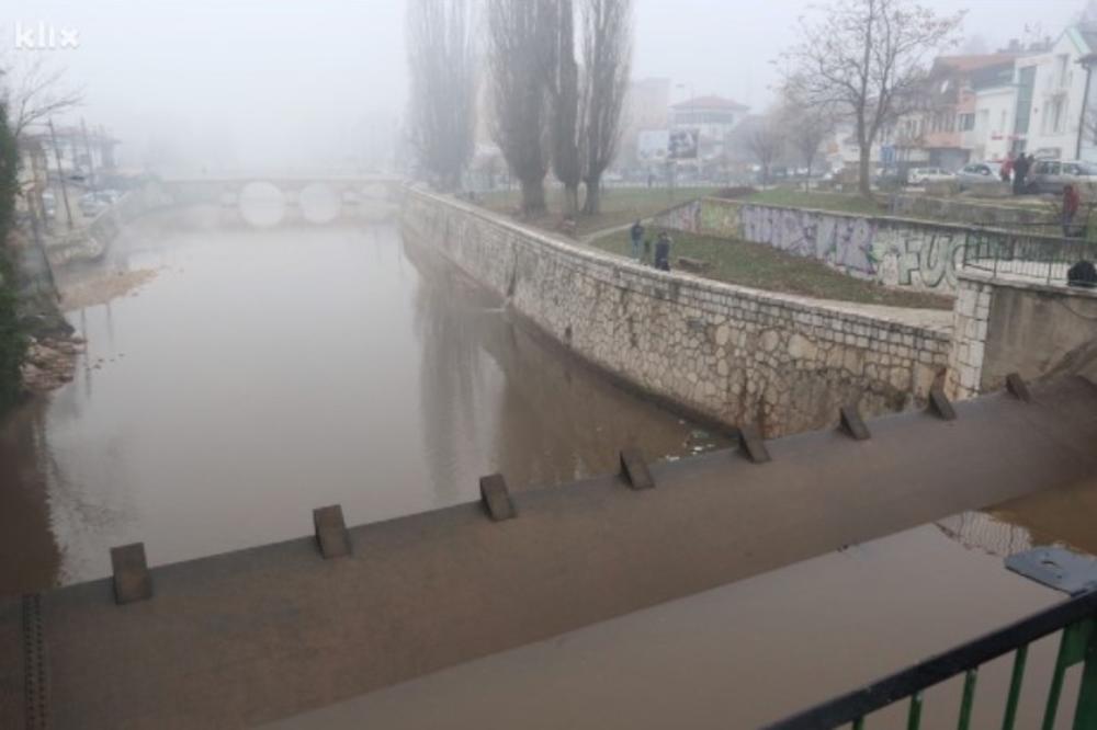 (VIDEO) PODIGNUTA BRANA NA MILJACKI: 11 spasilačkih timova češlja korito reke u potrazi za telom Aldina Mulića