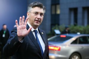 SVILEN GAJTAN ZA PLENKOVIĆA: Afera sa mejlovima ozbiljno uzdrmala hrvatskog premijera, DANI NA TOJ FUNKCIJI MU ODBROJANI! (VIDEO)
